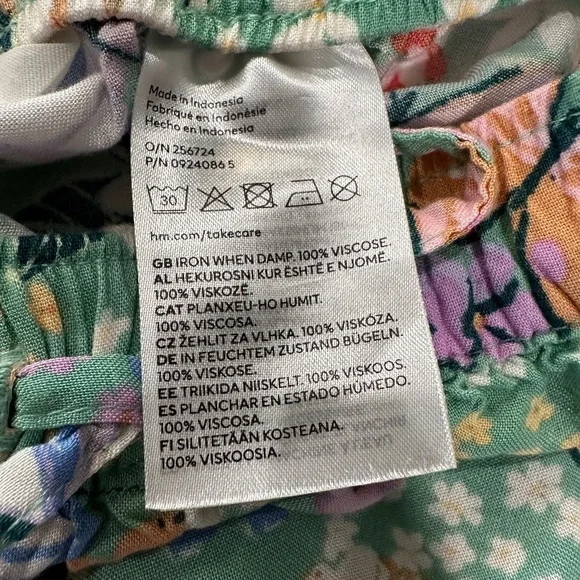 H&M Floral Multicolor Pants - Size 6X - Picture 4 of 7